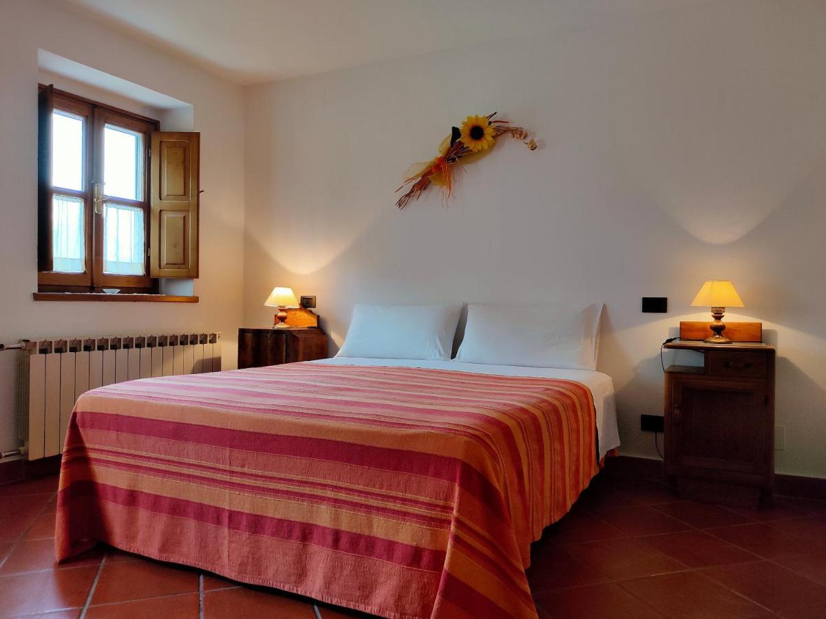 Il Girasole Bed & Breakfast Fosdinovo Eksteriør bilde