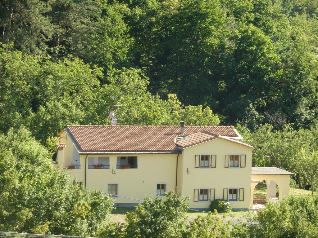Il Girasole Bed & Breakfast Fosdinovo Eksteriør bilde