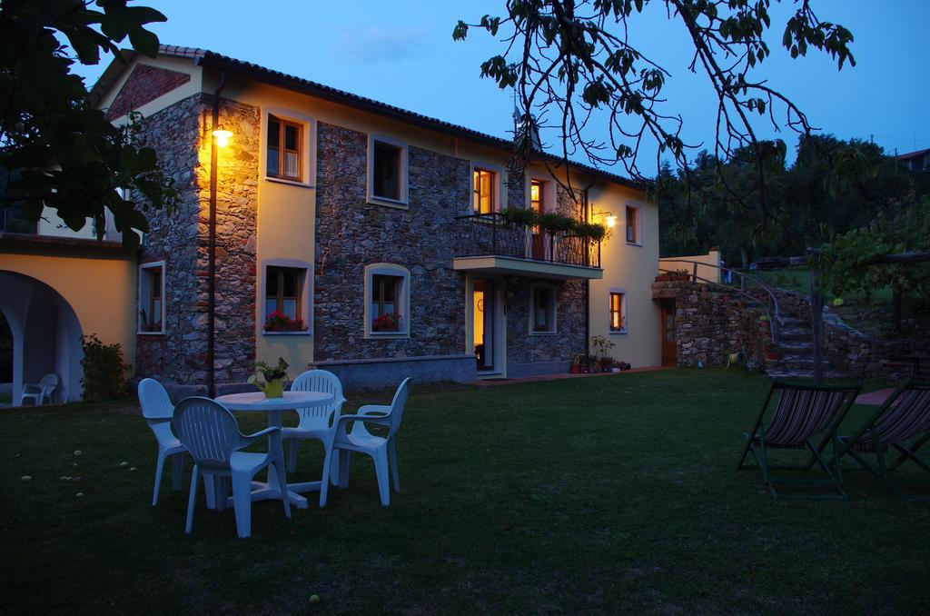 Il Girasole Bed & Breakfast Fosdinovo Eksteriør bilde