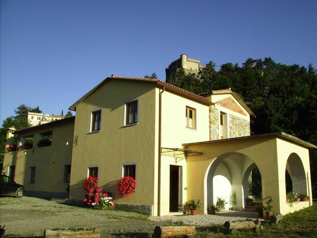 Il Girasole Bed & Breakfast Fosdinovo Eksteriør bilde