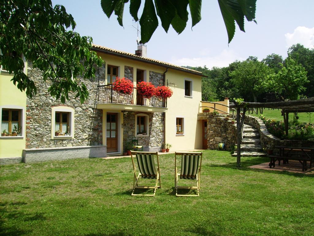 Il Girasole Bed & Breakfast Fosdinovo Rom bilde